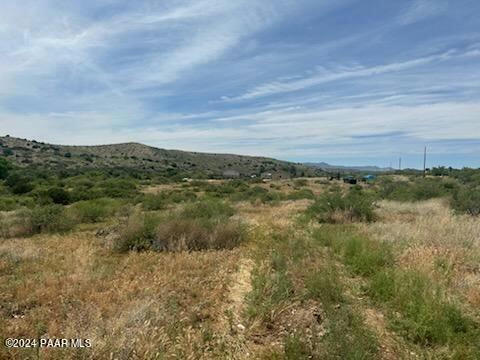 13084 S STATE ROUTE 69, MAYER, AZ 86333 - Image 1