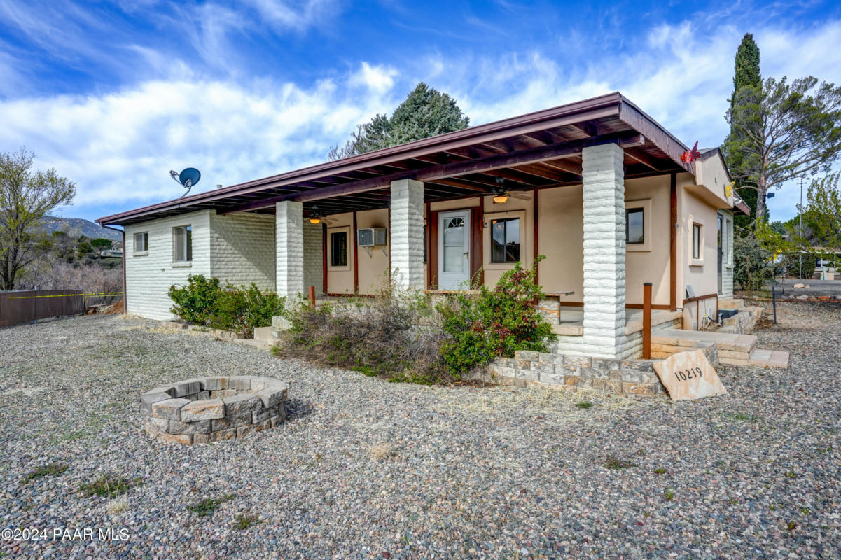 10219 E MANZANITA TRL, DEWEY-HUMBOLDT, AZ 86327, photo 1 of 21