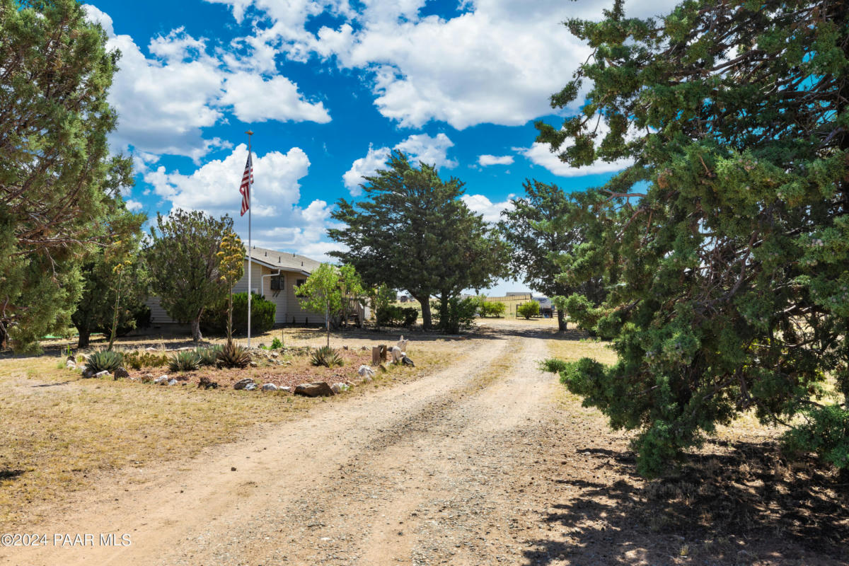 675 S MOUNTAIN VIEW RD, CHINO VALLEY, AZ 86323, photo 1 of 34